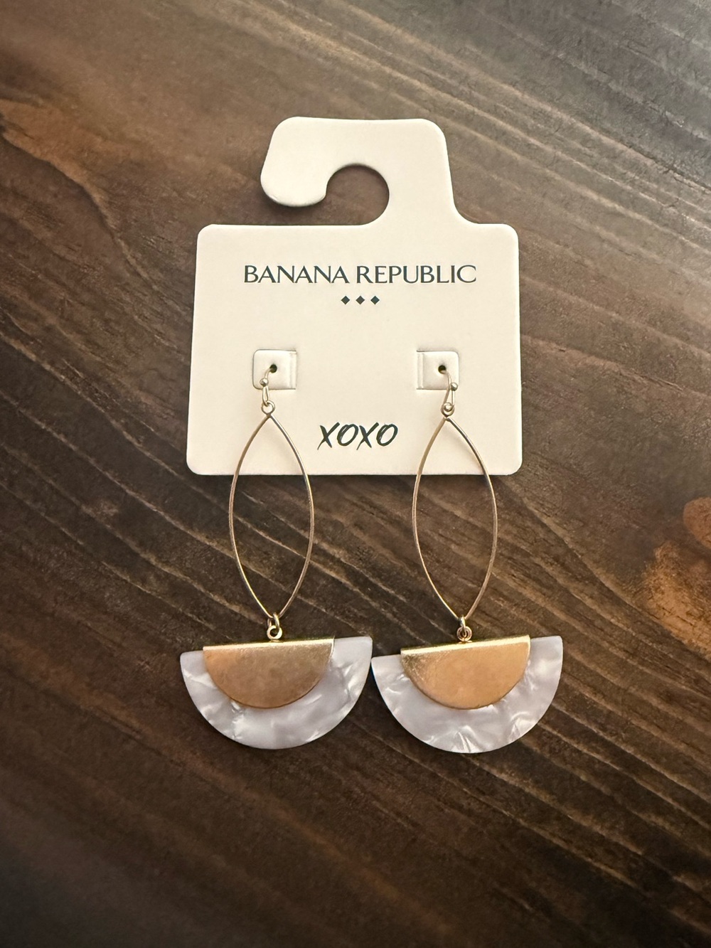 NWT Banana Republic XOXO Half Moon Mother of Pearl Dangle Earrings